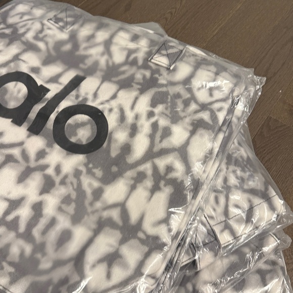 alo tote - Picture 4 of 5